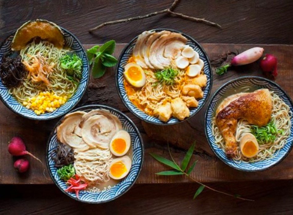 Ramen bowls